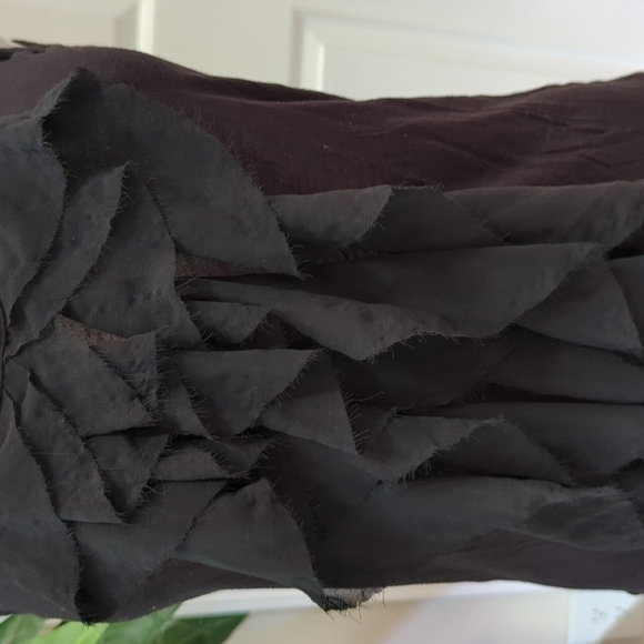 New York & Company Women's Black Ruffled Tank Top Size XS - Picture 3 of 4